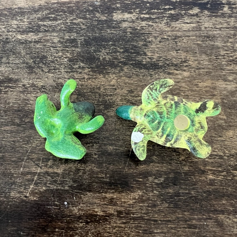 Handmade Polymer Clay Green Turtle And Frog Figurines Miniature - Picture 3 of 4